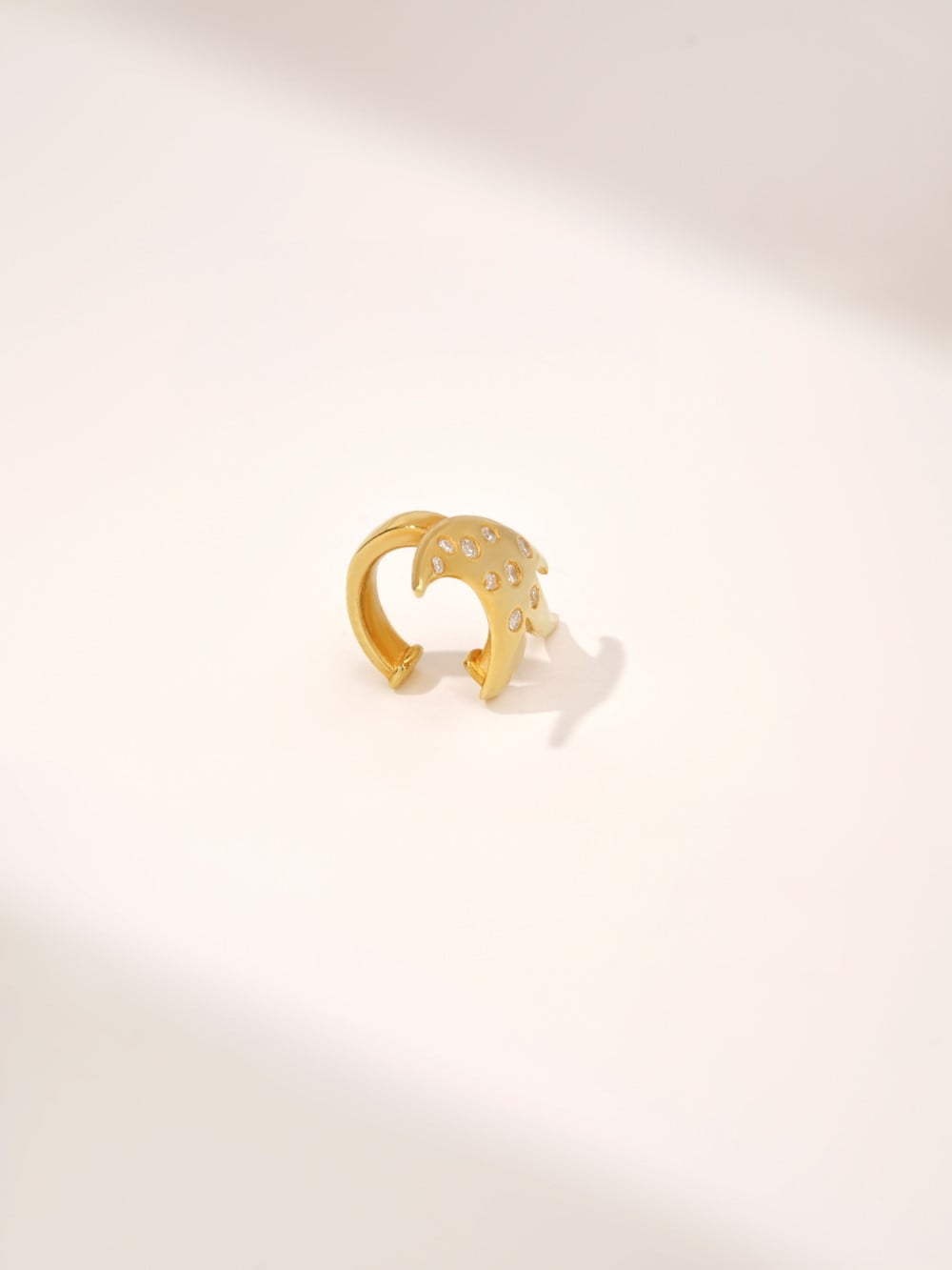 Hector's Legacy Gold Ear Cuff